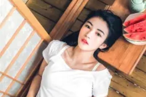 优思益塌房始末：明星集体道歉背后假洋牌与代工厂的真相