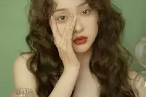 【圈快报】吴倩、奚梦瑶、谢霆锋、张晚意、钟楚曦、倪妮、徐若瑄、范丞丞